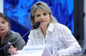 Câmara debate ações para criação de política de cuidados com idosos