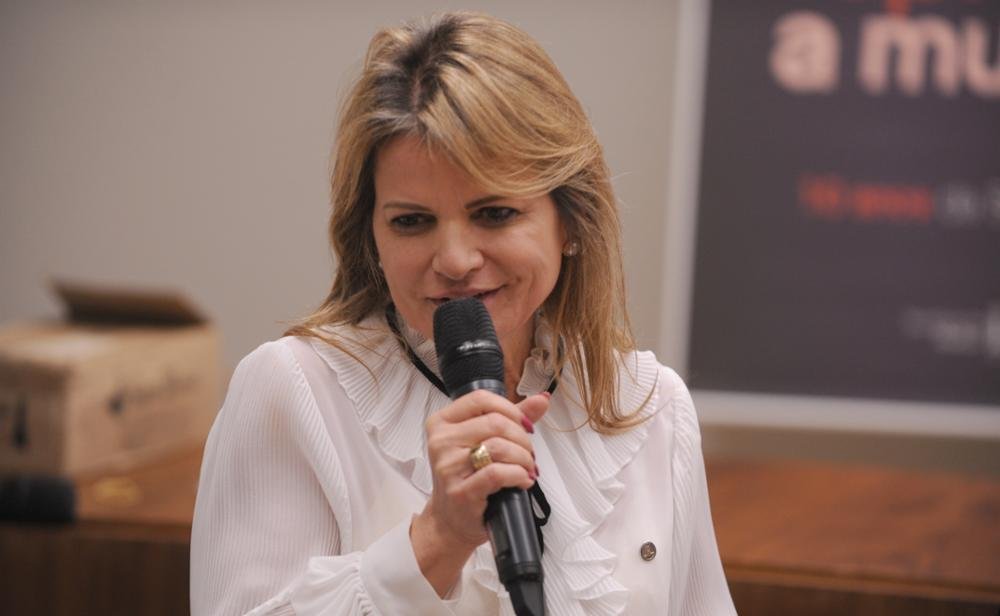 Câmara aprova projeto de Flávia Morais que obriga hospitais a oferecer leitos separados para mães que sofrem aborto