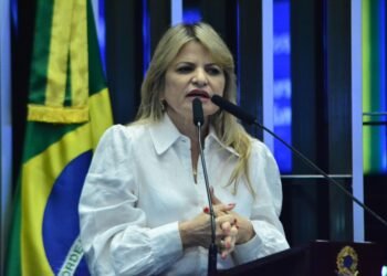 Aprovado parecer de Flávia Morais à proposta que torna obrigatória a acessibilidade em clínicas de fisioterapia e reabilitação