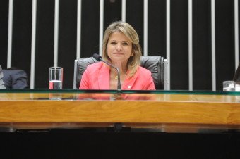 Deputados proíbem revista íntima de empregado no local de trabalho