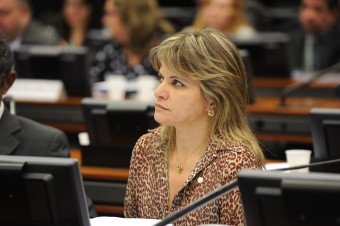 Seguridade Social aprova reunião de pais na escola como requisito para o Bolsa Família