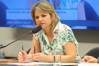 Proposta de Flávia Morais pode assegurar cuidados de longa duração ao idoso