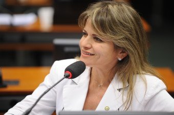 Comissão aprova projeto que garante a amamentação durante prova de concurso