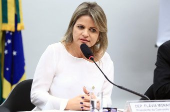Especialistas criticam cortes orçamentários da Assistência Social