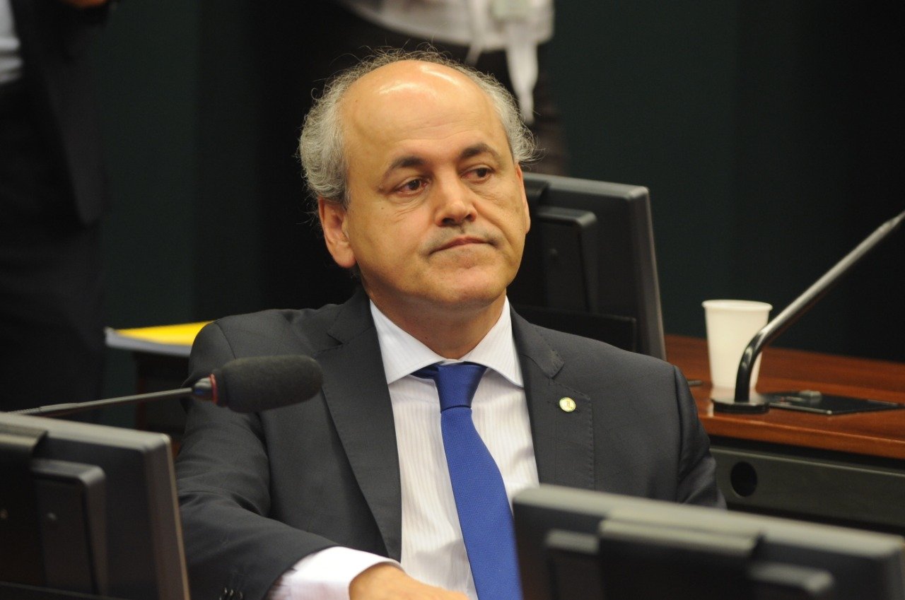 Comissão aprova parecer de Fruet a projeto que dispensa licenciamento para instalação de antenas