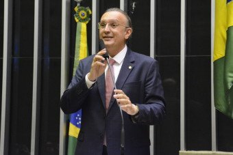 Violência doméstica poderá impedir agressor de ocupar cargo público