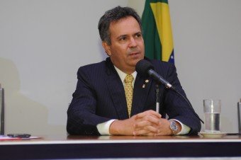 Comissão especial vai analisar permissão para Plenário retirar urgência de projetos