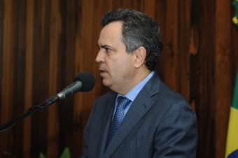 Félix Júnior pede informação sobre indicação de conselheiros do CARF