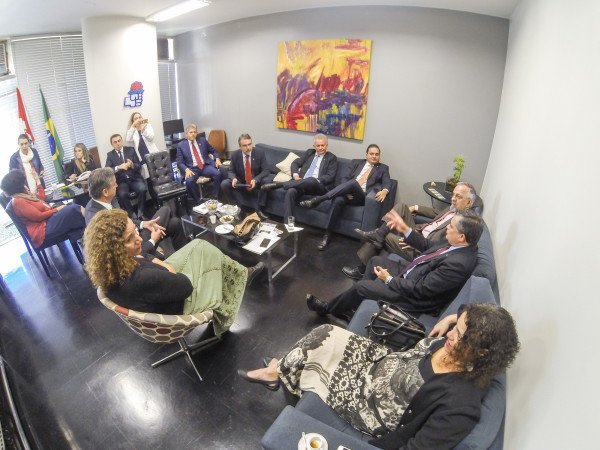 Frente pelas Diretas Já se reúne para definir próximas ações