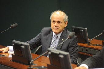 Gustavo Fruet vai relatar MP que prorroga contratos temporários de pessoal da Aeronáutica