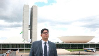 Hissa Abrahão defende a isenção de IPI para carros usados por oficiais de justiça