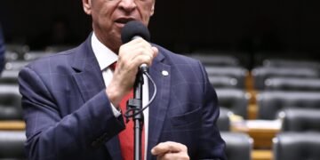 Grupo de trabalho recomenda urgência a projeto de Dr. Mário Heringer que proíbe propaganda enganosa sobre suplementos alimentares