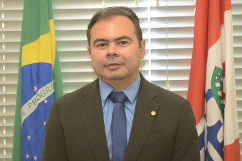 Artigo: “Novo MEC, Velho MEC”