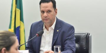 Deputado Josenildo é presidente da Comissão de Indústria e Comércio