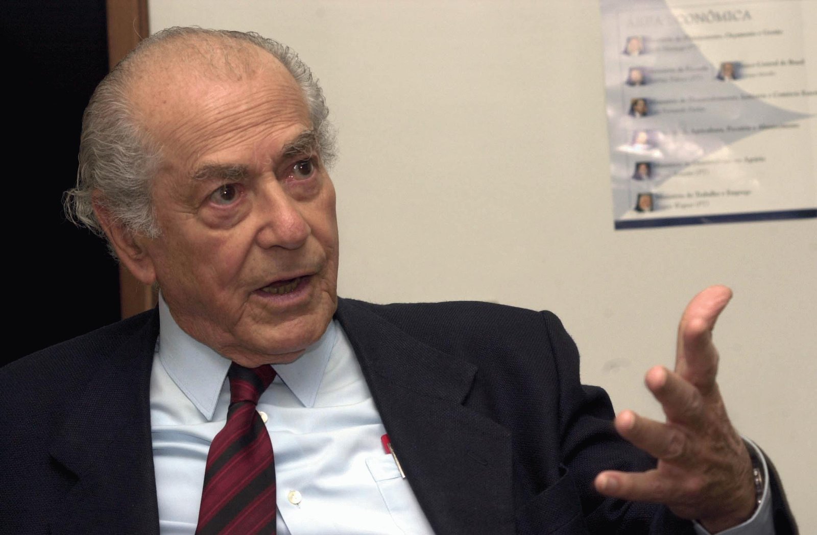 Câmara homenageia Brizola e Chico Xavier a pedido de deputados pedetistas