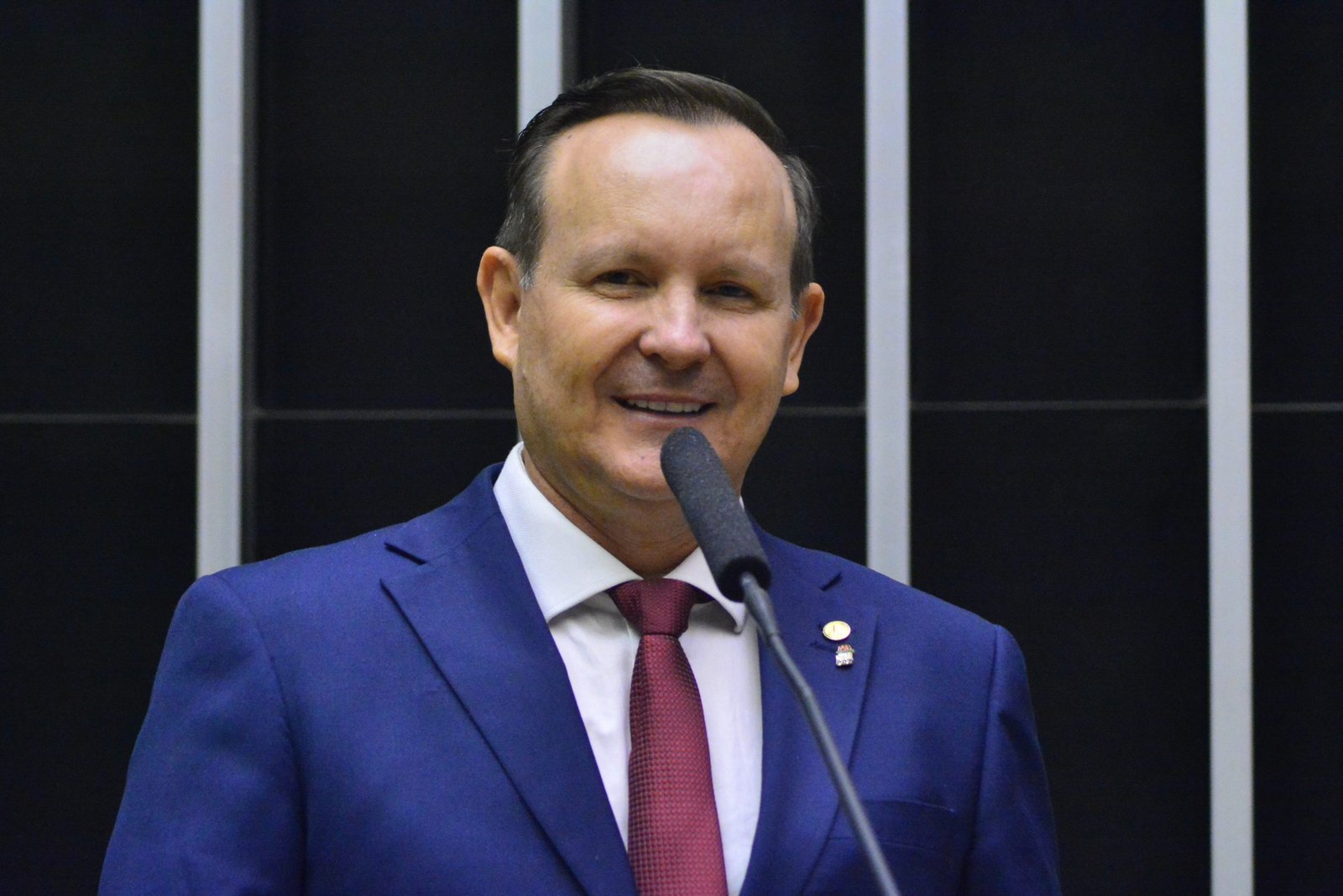 Projeto de Márcio Honaiser estabelece política para beneficiar pessoa com deficiência