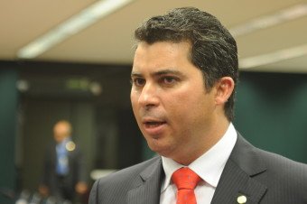 Conselho de Ética aprova parecer contra Eduardo Cunha