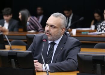 Projeto de Marcos Tavares inclui no código penal o crime da falsa transação eletrônica de valores