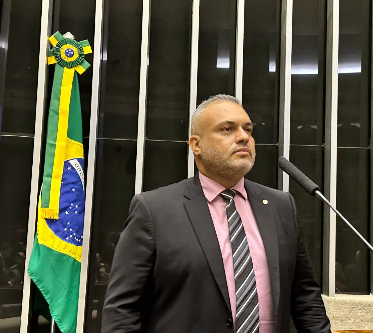 Marcos Tavares propõe proibição de propagandas de bebidas em qualquer meio de comunicação