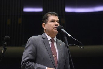 Mauro Benevides quer que estados reduzam incentivos fiscais