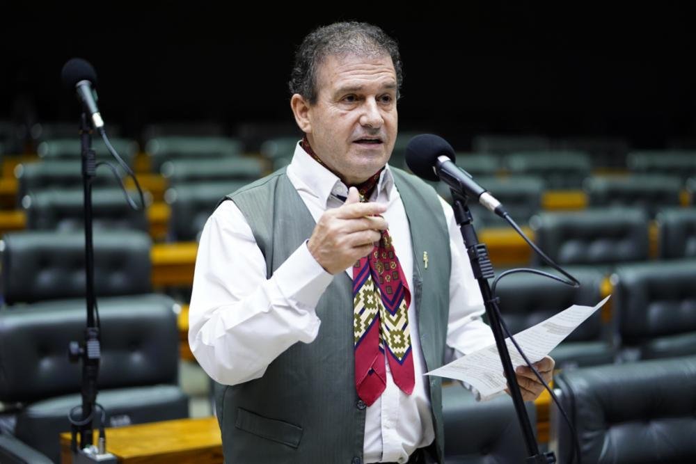 Pompeo de Mattos propõe 100% de aumento para aposentados e pensionistas maiores de 90 anos