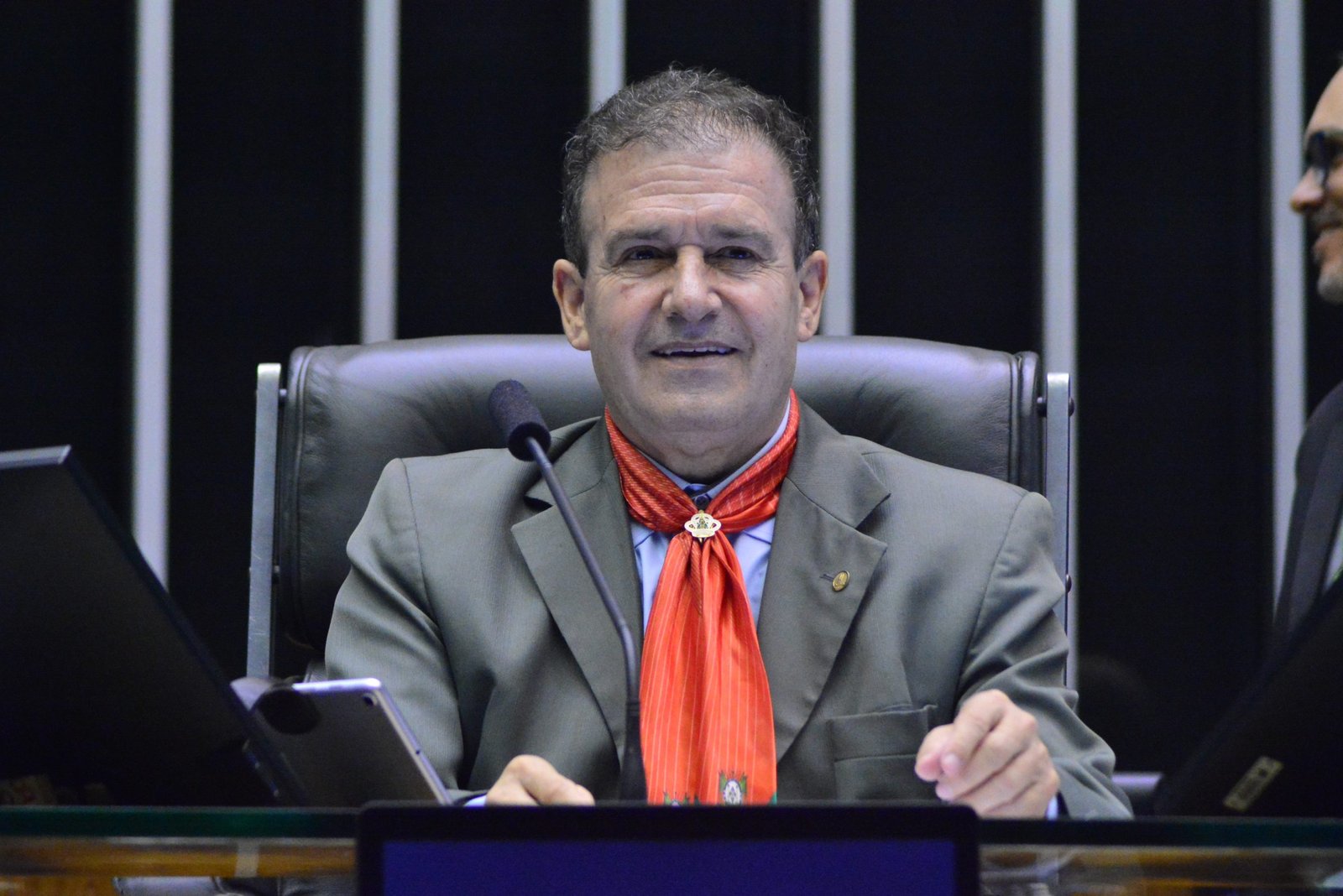 Comissão do Idoso aprova projeto de Pompeo de Mattos que concede título aos municípios de “Cidade Amiga do Idoso”