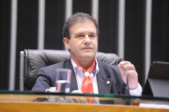 Comissão aprova projeto que obriga casas noturnas a disponibilizar camisinhas