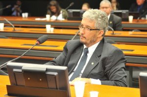 comissão aprova mudanças na punicão de agentes públicos de segurança por crime de tortura