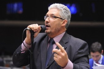 Subtenente Gonzaga critica ação do MP do Ceará que extingue associação de bombeiros e PM 