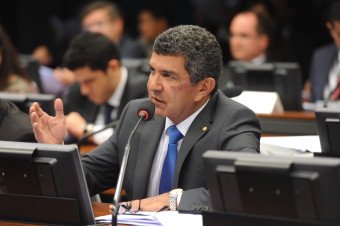 Sergio Vidigal propõe contribuição sobre comércio de bebidas açucaradas