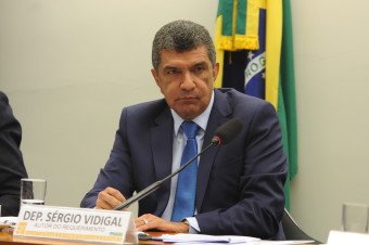 Comissão equipara neurofibromatose a outras deficiências com direitos constitucionais