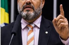 Comissão aprova política de apoio à geração de emprego proposta por Marco Tavares