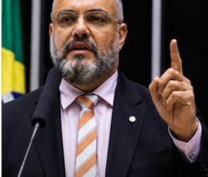 Comissão prova projeto que libera pagamento provisório de lucros de empresa ao ex-cônjuge até a o fim do processo de partilha de cotas