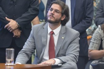 Túlio Gadêlha apresenta emendas para reforçar dotação na Educação e Erradicação do Trabalho Escravo
