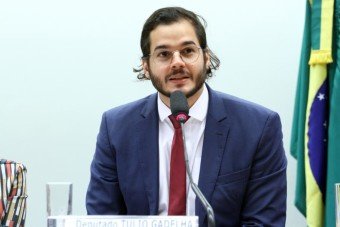 Túlio Gadêlha e membros da CDHM denunciam Bolsonaro à ONU por atos antidemocráticos em manifestações