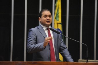 Artigo: Diálogo é a solução para a crise