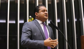 Weverton Rocha critica aprovação de urgência a projeto sobre responsabilidade das estatais