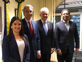 André Figueiredo viabiliza diálogo com União Europeia para debater a Lei de Proteção de Dados