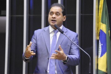 Câmara aprova projeto de Weverton que prevê exame de ecocardiograma fetal em gestantes