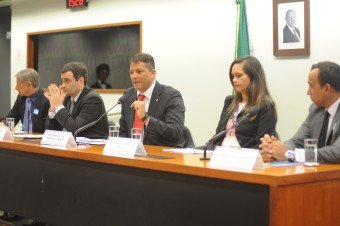 Debatedores avaliaram em audiência pública a inserção da atividade esportiva no contraturno escolar