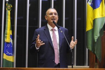 Violência contra crianças e adolescentes poderá se tornar crime hediondo