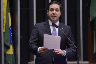 Eduardo Bismarck apresenta projetos para proteger animais e meio ambiente