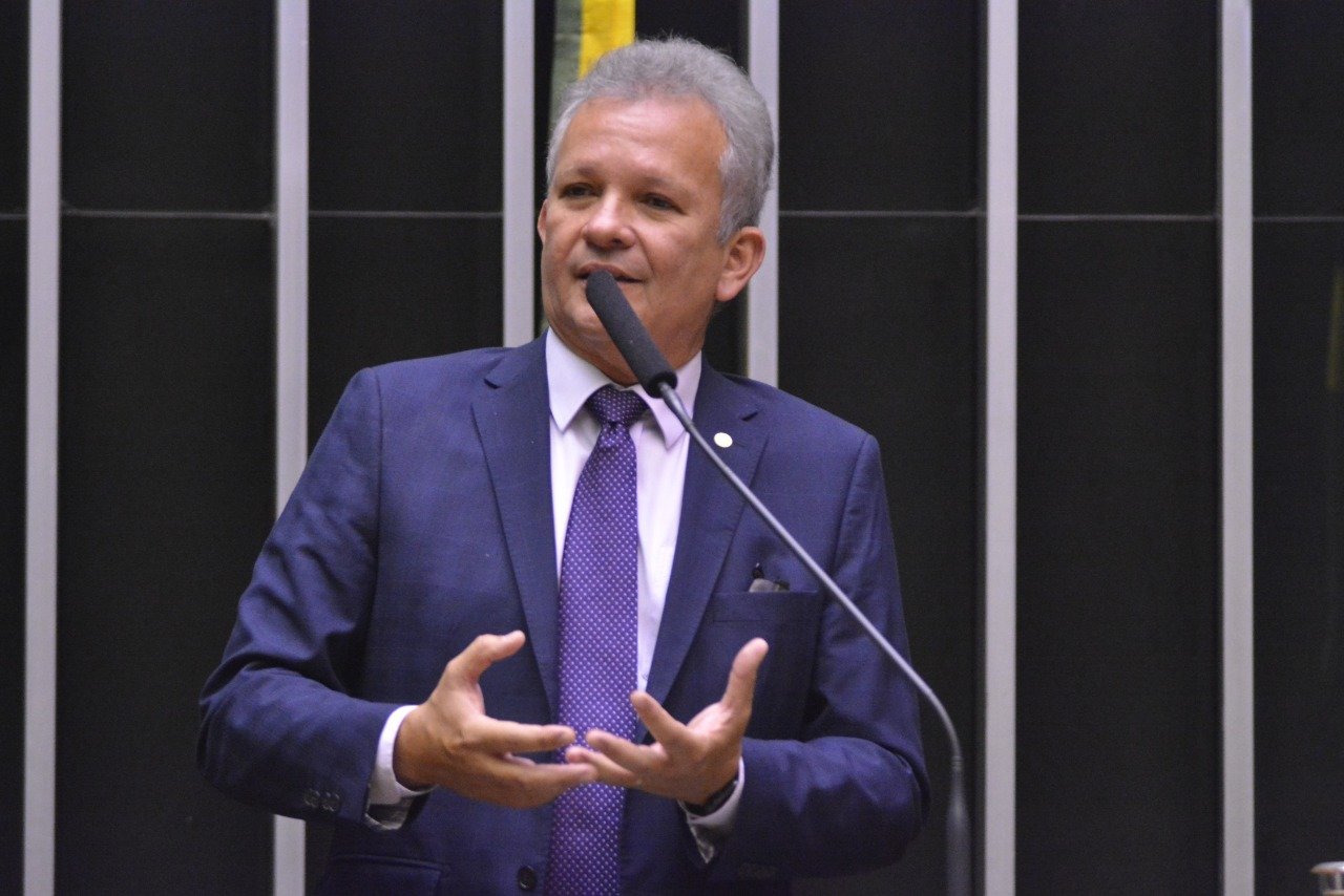 Aprovado parecer de André Figueiredo que regulamenta audiência telepresencial na Justiça do Trabalho