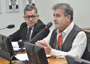 Projeto de Pompeo que evita negativar pessoas devedoras por causa de calamidade púbica é aprovado em comissão