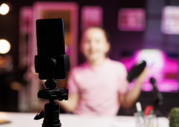 Nova lei protege crianças contra adultização na internet