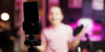 Nova lei protege crianças contra adultização na internet