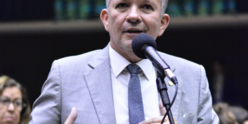 André Figueiredo apresenta projeto com políticas para viabilizar as escolas familiares agrícolas  