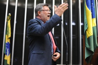 Assis do Couto elogia manifestações populares contra a reforma da Previdência