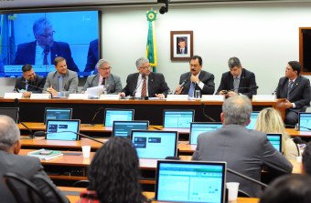 Policiais, promotores e magistrados defendem rejeição do projeto do abuso de autoridade