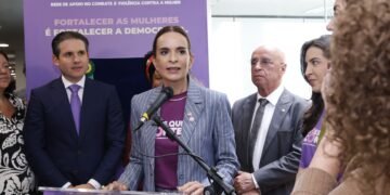 Líder do PDT, deputado Dr. Mário Heringer, prestigia inauguração da Sala Lilás na Câmara